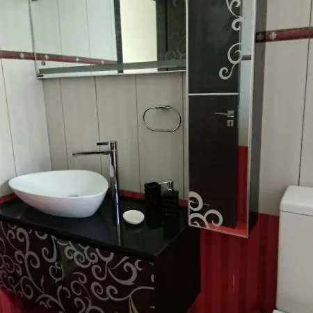 Paphos Holiday 5bed * Πολέμι