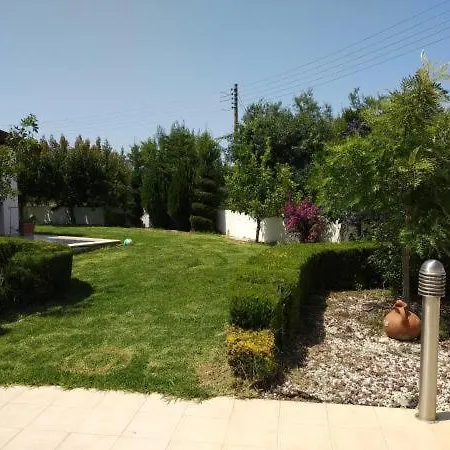 Paphos Holiday 5bed Βίλα *