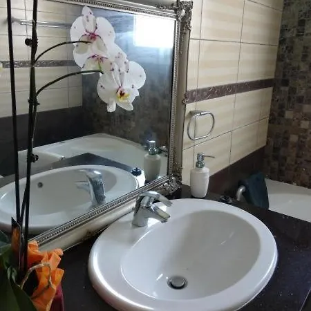 Paphos Holiday 5bed فيلة